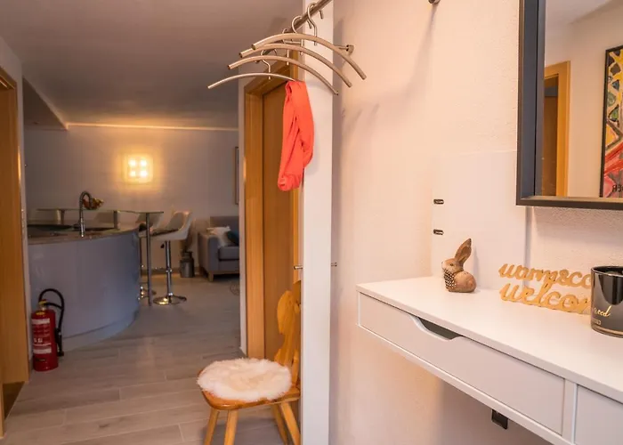 Spitzhorn - Your Peak Getaway - Private Terrasse & Gratis Parkplatz *