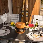 Spitzhorn - Your Peak Getaway - Private Terrasse & Gratis Parkplatz
