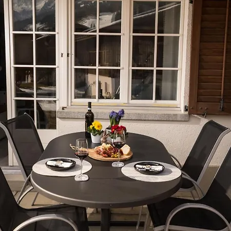 Spitzhorn - Your Peak Getaway - Private Terrasse & Gratis Parkplatz